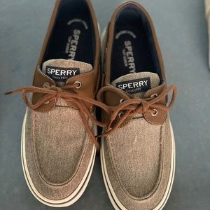 Sperry brand new wot size 9 men